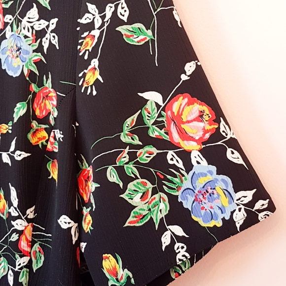 90s Simon Chang floral dress! 🌹🌼 - Picture 7 of 9